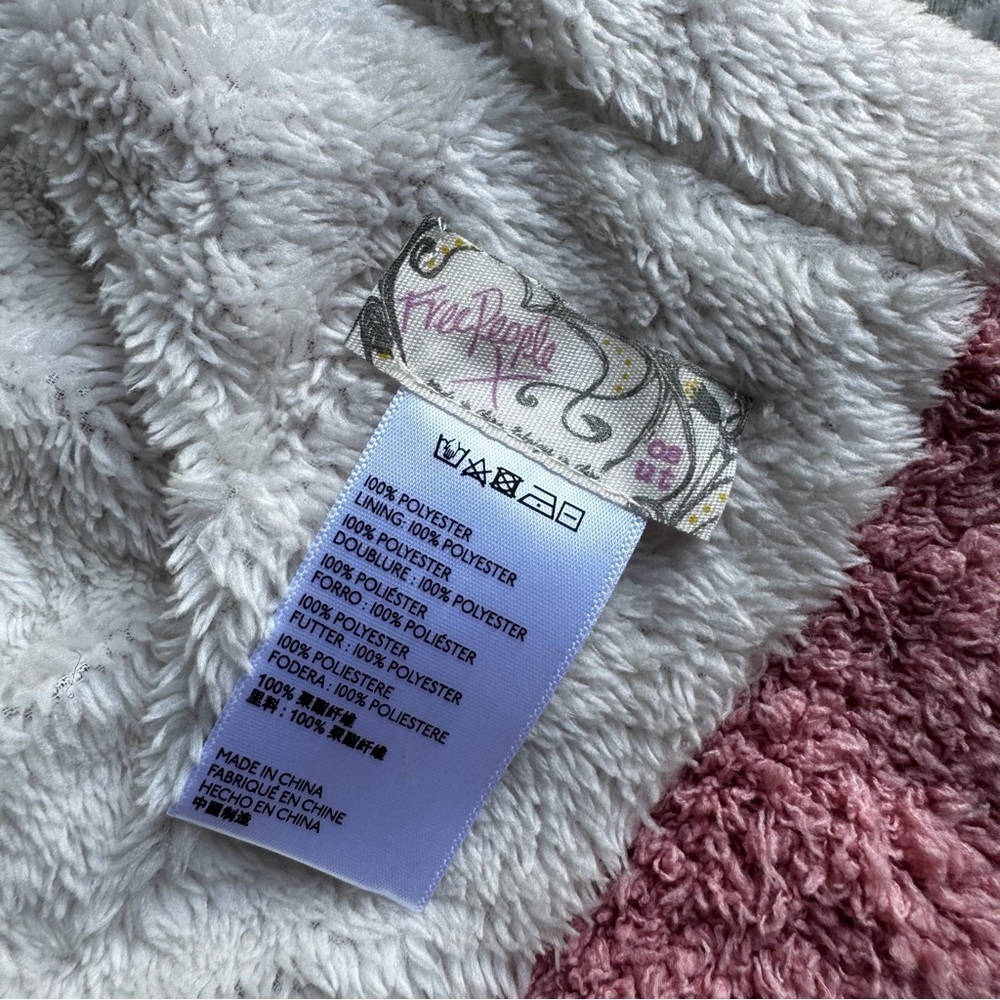 Free People Blush Cloud Rib Beanie | One Size | Good Condition - Picture 3 of 5